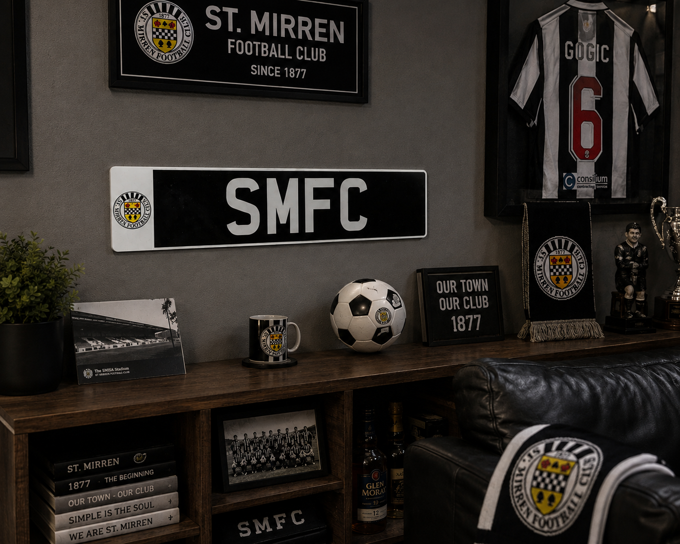 St Mirren Themed Show Plates/Signage